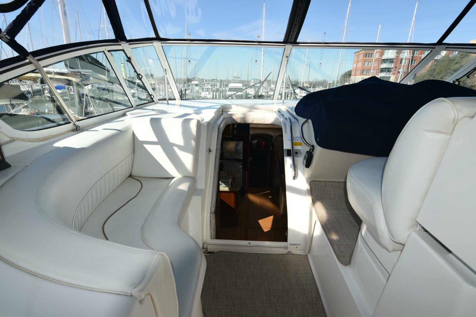 Slide: The Image of Cruisers 4450 Express Cruiser 2000 - 5044779