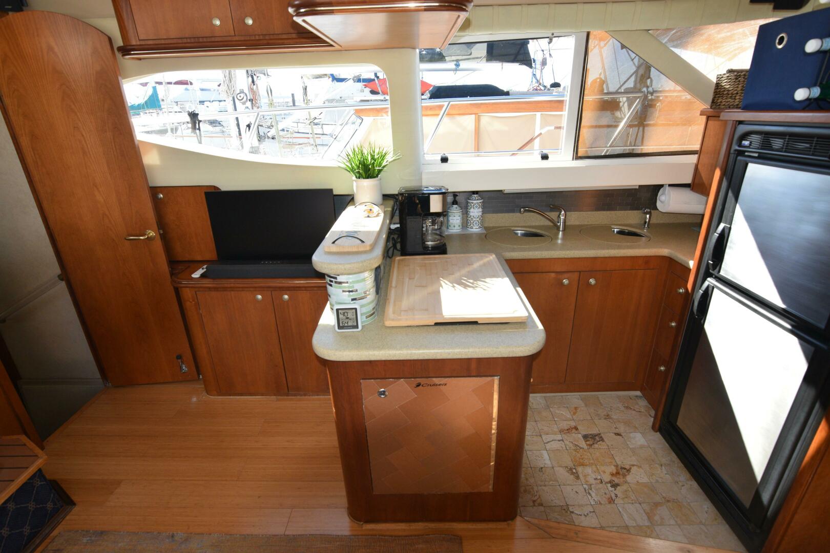 Slide: The Image of Cruisers 4450 Express Cruiser 2000 - 5044781