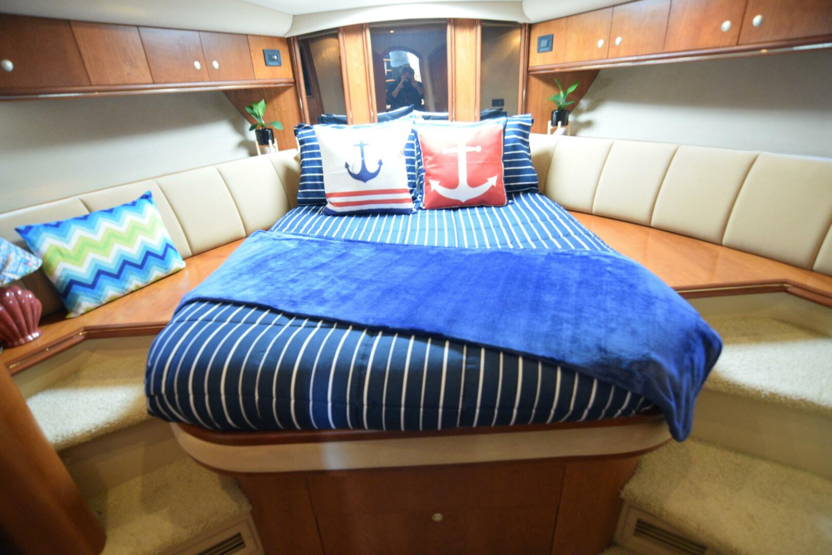 Slide: The Image of Cruisers 4450 Express Cruiser 2000 - 5044810