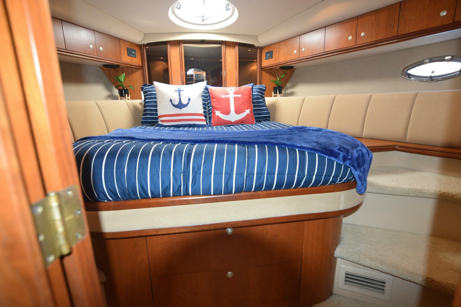 Slide: The Image of Cruisers 4450 Express Cruiser 2000 - 5044827