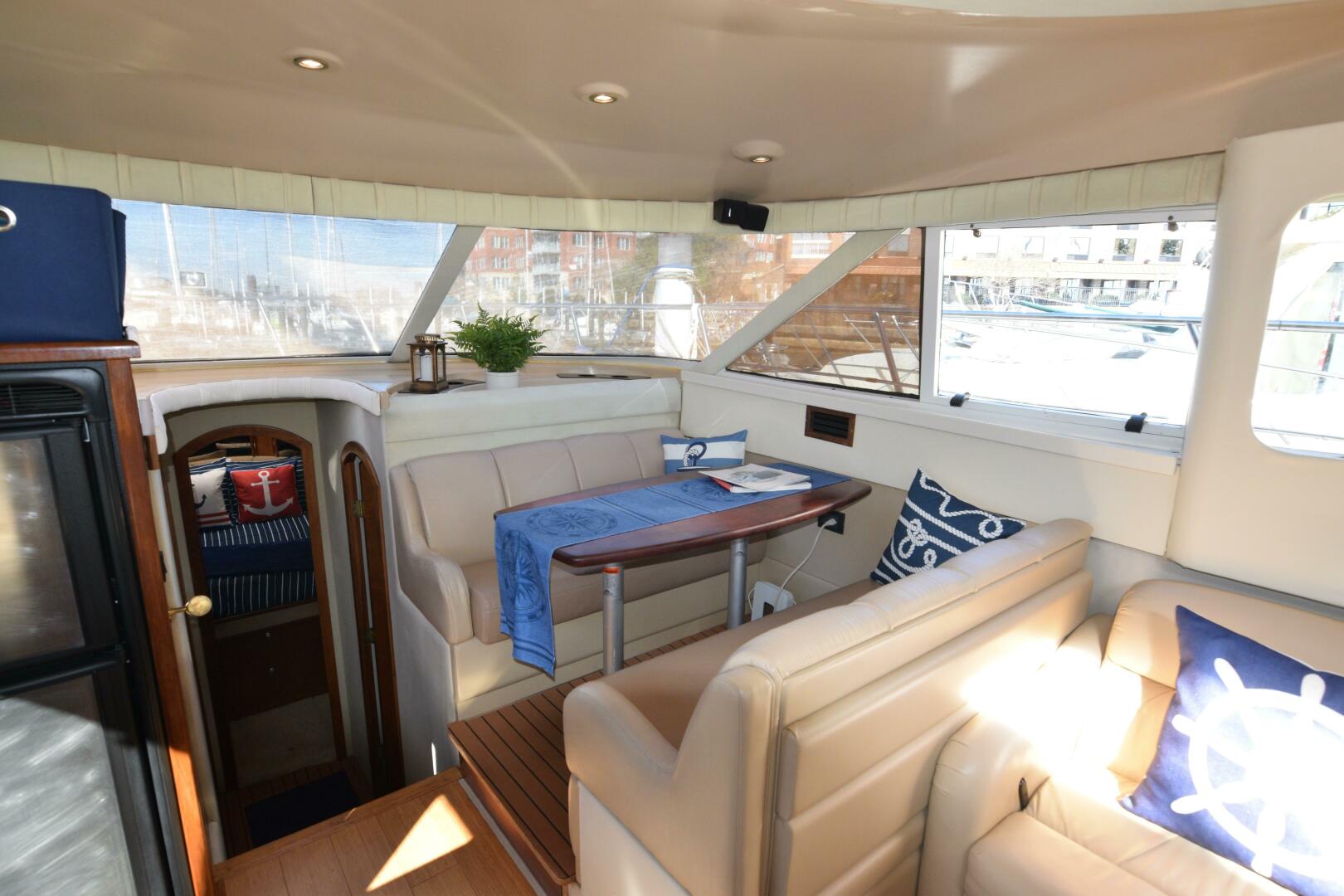 Slide: The Image of Cruisers 4450 Express Cruiser 2000 - 5044832