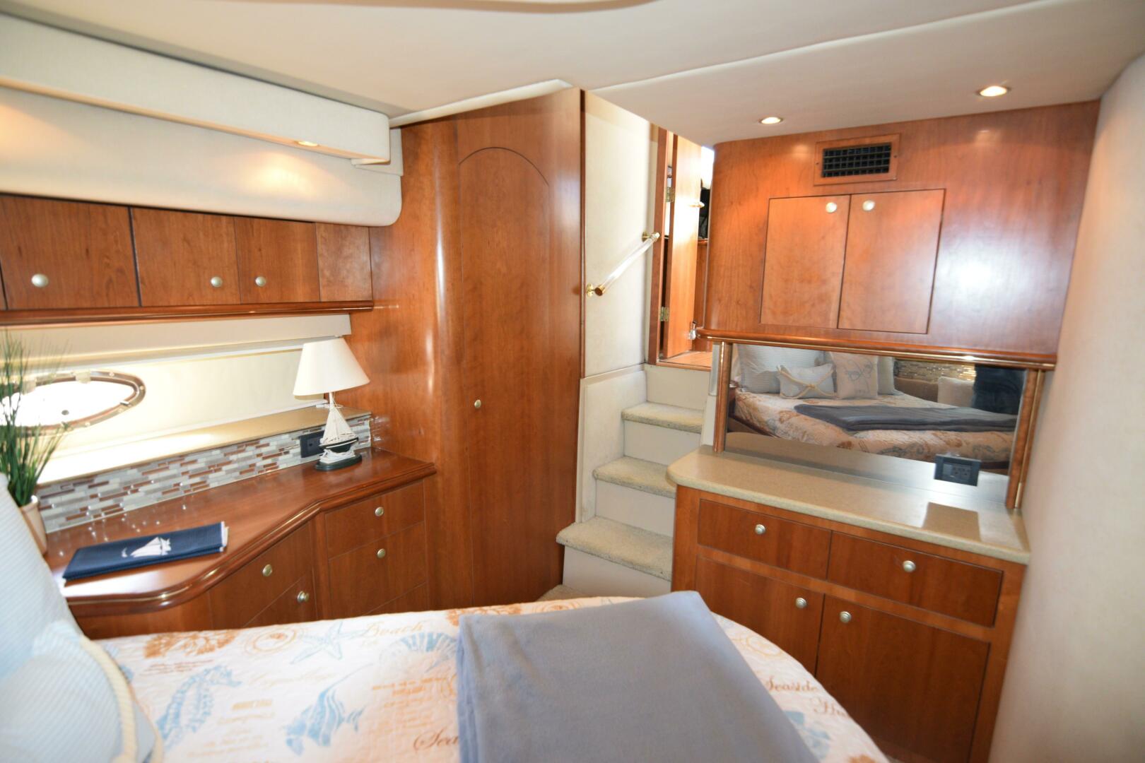 Slide: The Image of Cruisers 4450 Express Cruiser 2000 - 5044851