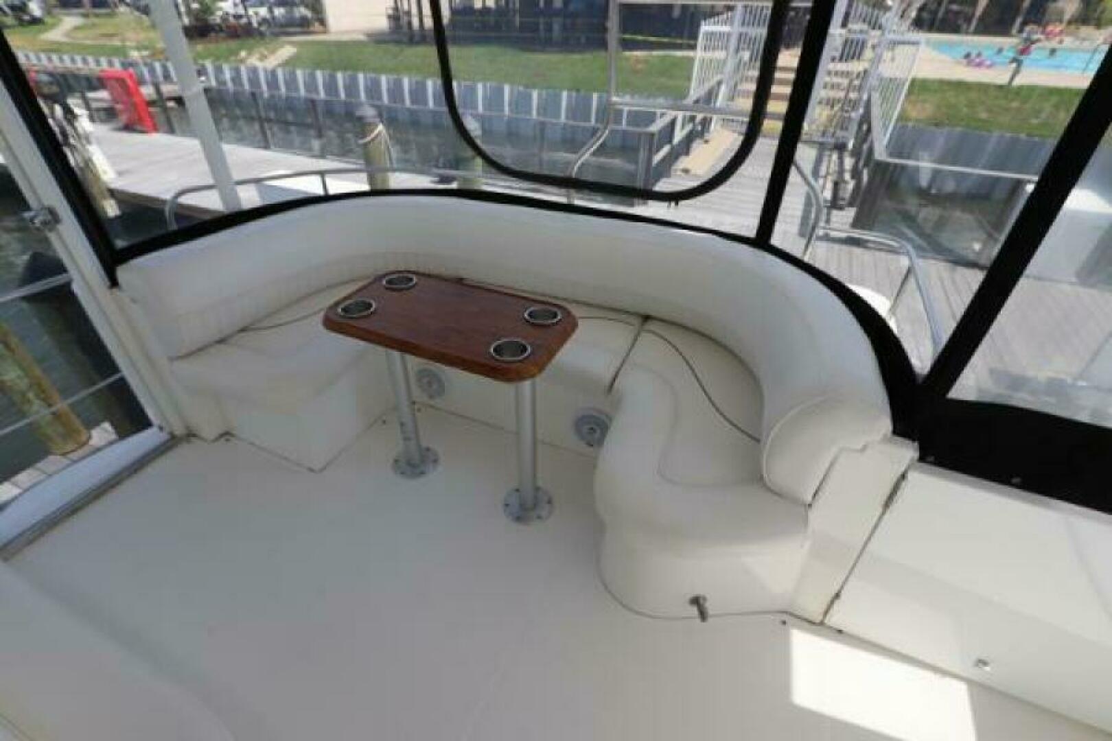 Slide: The Image of Cruisers 4450 Express Motor Yacht 2000 - 5390035