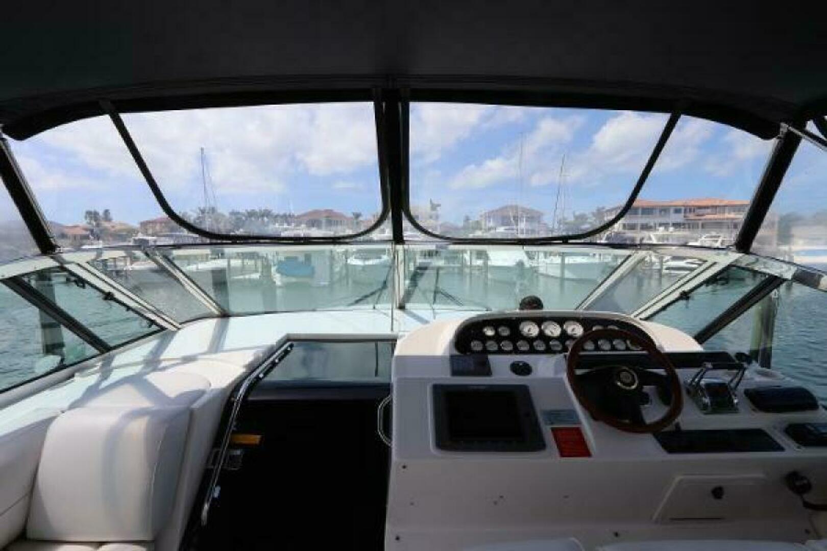 Slide: The Image of Cruisers 4450 Express Motor Yacht 2000 - 5390041