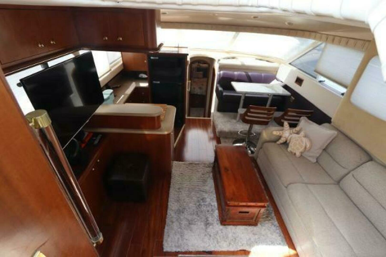 Slide: The Image of Cruisers 4450 Express Motor Yacht 2000 - 5390050