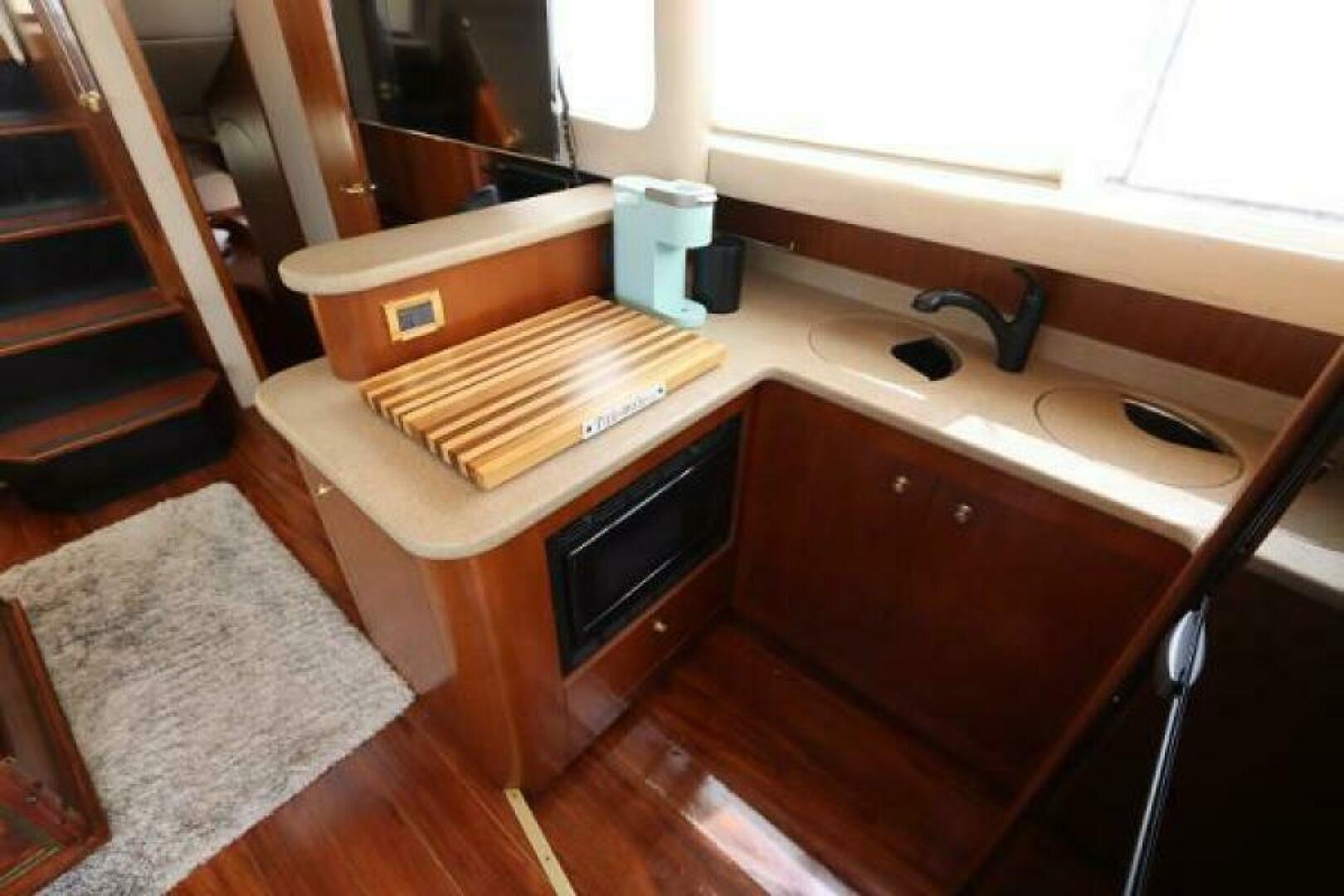 Slide: The Image of Cruisers 4450 Express Motor Yacht 2000 - 5390055