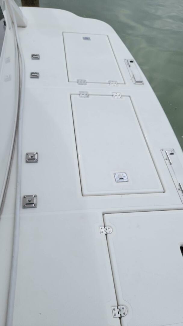 Slide: The Image of Cruisers 4450 Express Motor Yacht 2000 - 4433549