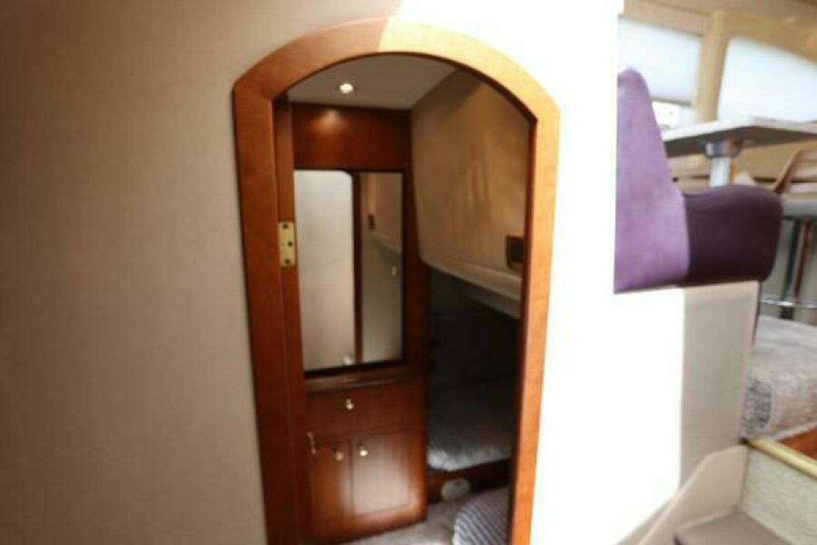 Slide: The Image of Cruisers 4450 Express Motor Yacht 2000 - 5390062