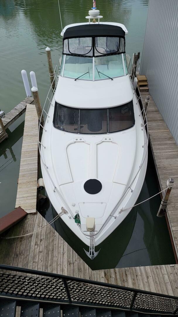 Slide: The Image of Cruisers 4450 Express Motor Yacht 2000 - 4433571