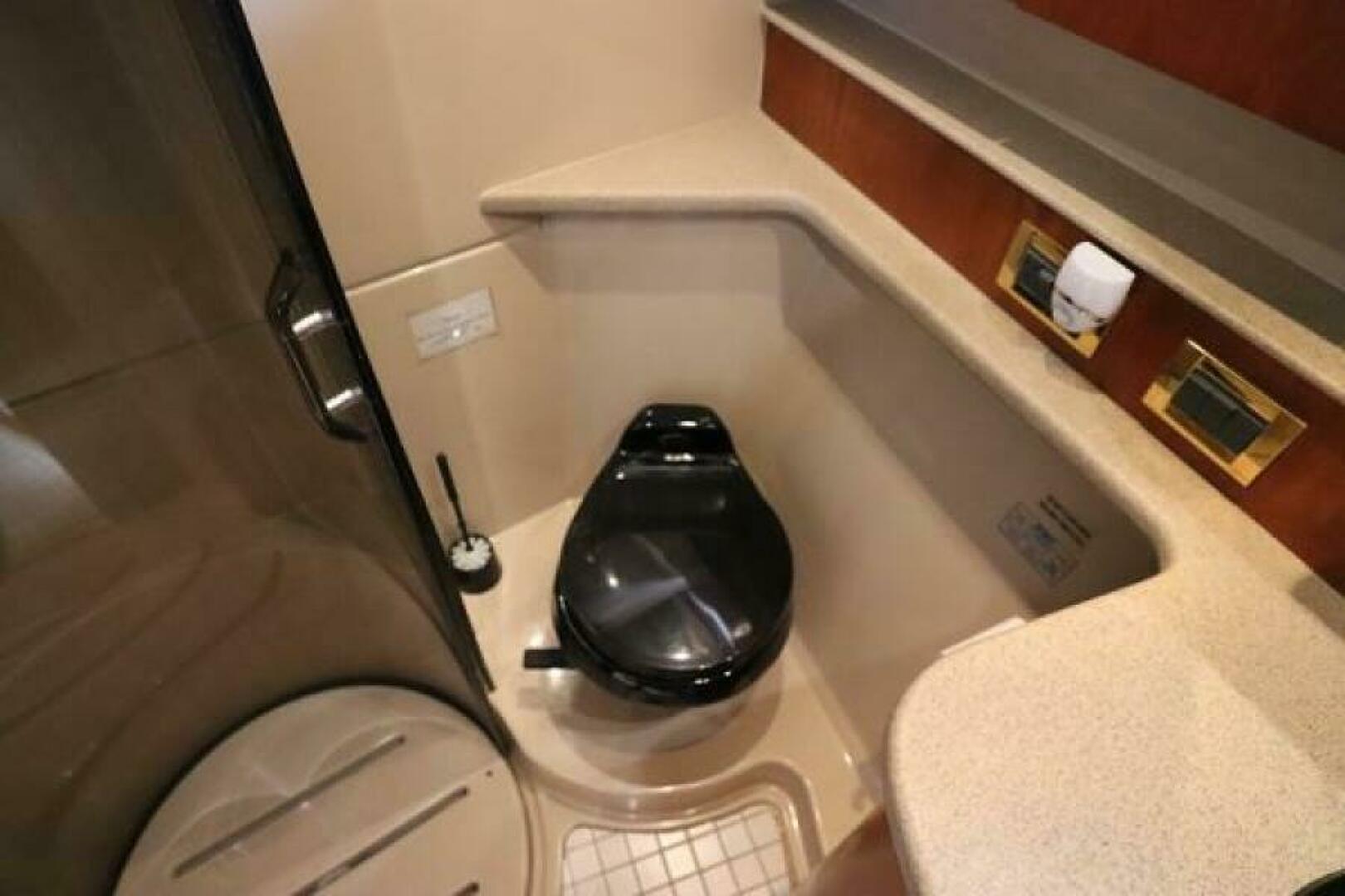 Slide: The Image of Cruisers 4450 Express Motor Yacht 2000 - 5390068