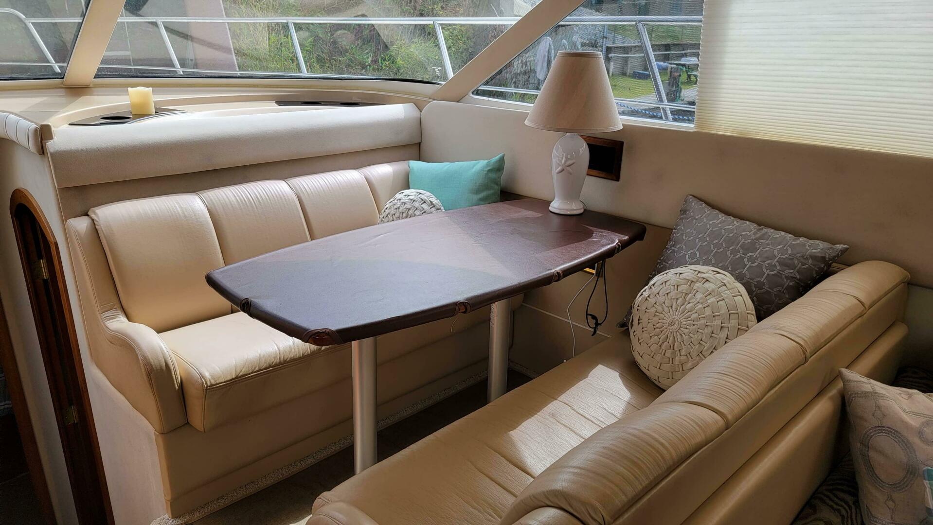 Slide: The Image of Cruisers 4450 Express Motor Yacht 2000 - 4433658