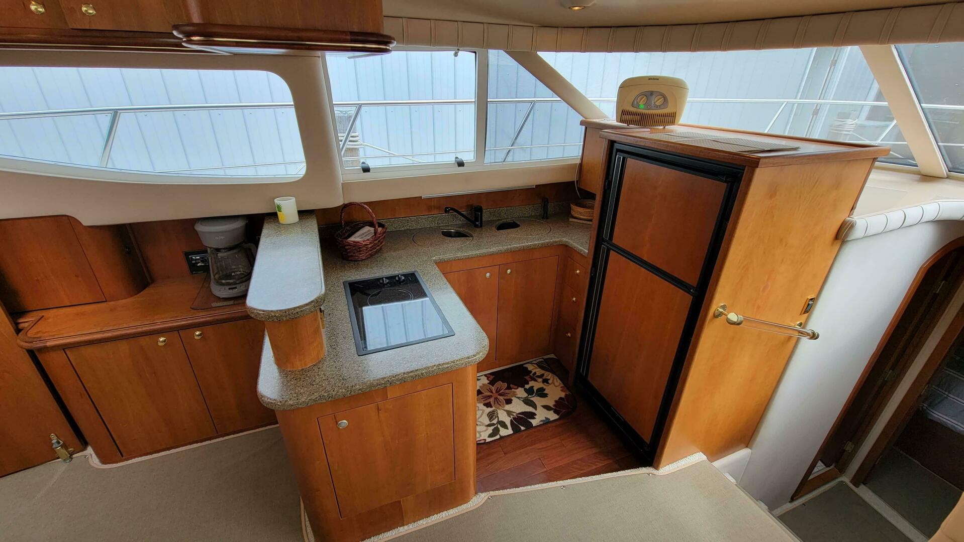 Slide: The Image of Cruisers 4450 Express Motor Yacht 2000 - 4433699
