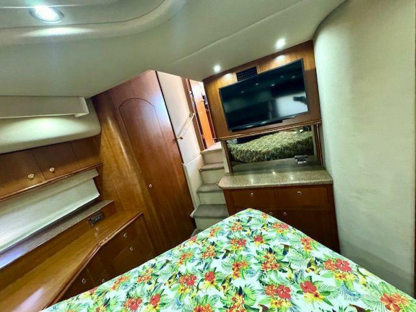 Slide: The Image of Cruisers 4450 Express Motor Yacht 2001 - 5503793