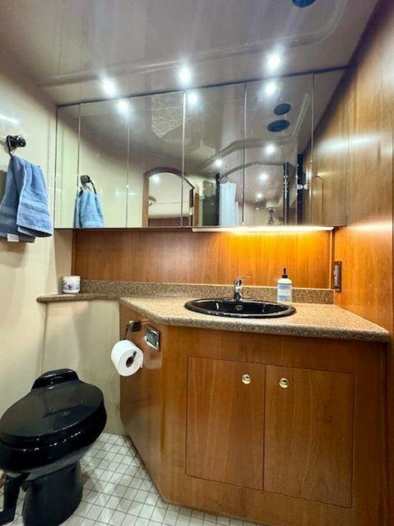 Slide: The Image of Cruisers 4450 Express Motor Yacht 2001 - 5503796