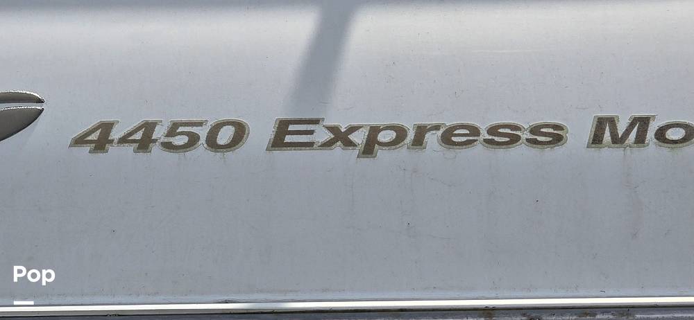 Slide: The Image of Cruisers 4450 Express MY 2001 - 15274325