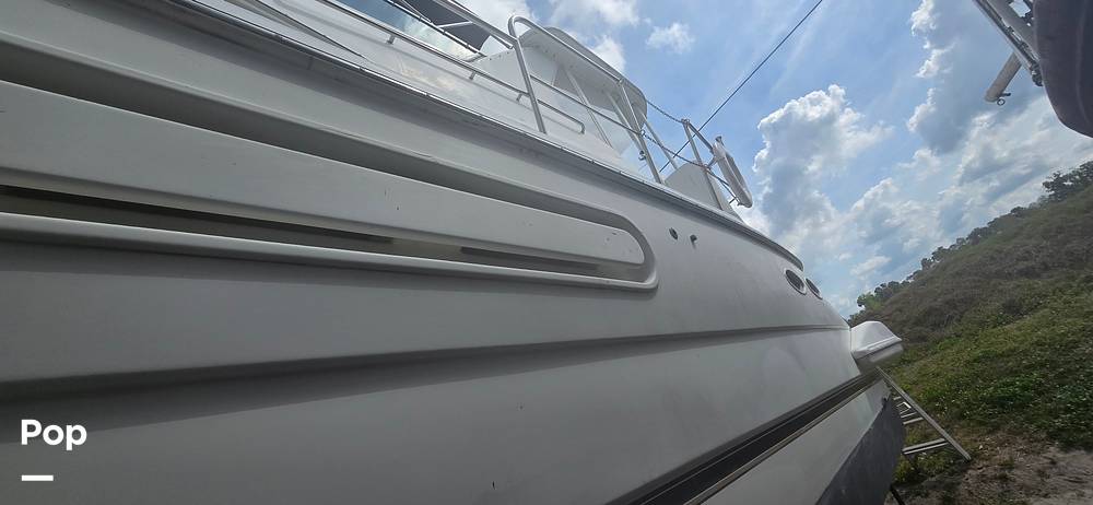 Slide: The Image of Cruisers 4450 Express MY 2001 - 15273850