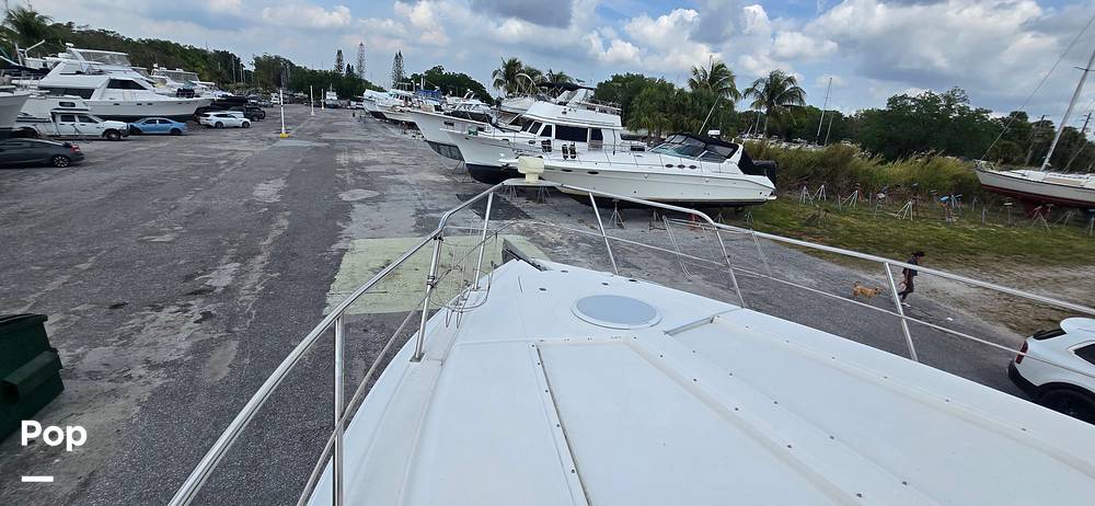 Slide: The Image of Cruisers 4450 Express MY 2001 - 15273988