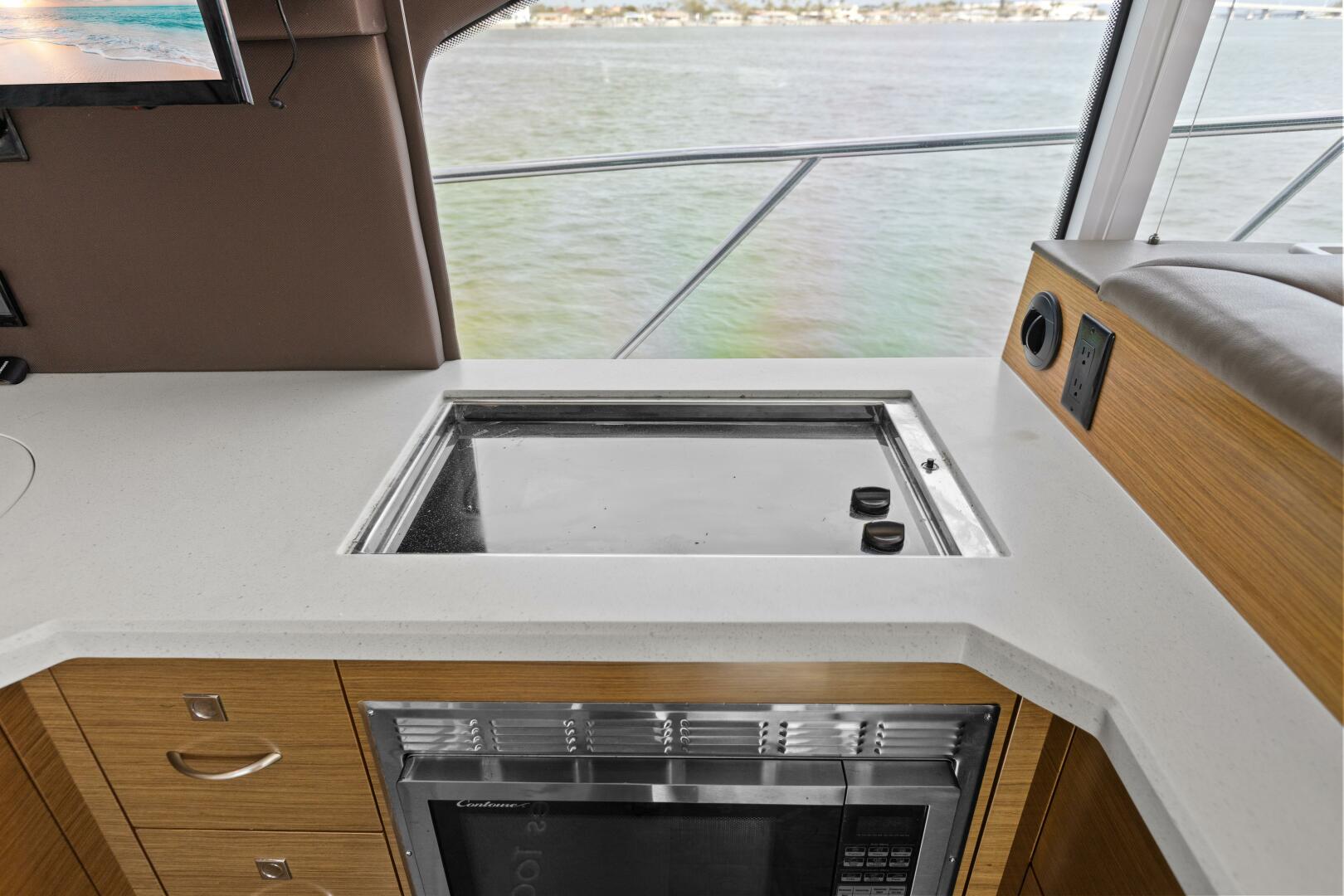 Slide: The Image of 2014 45 Cruisers Yachts Cantius - Best Times Too - 4871160