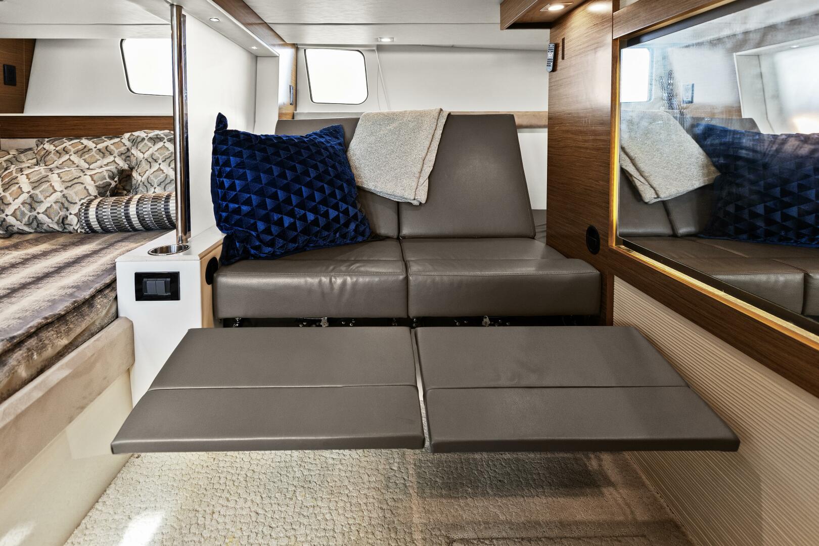 Slide: The Image of 2014 45 Cruisers Yachts Cantius - Best Times Too - 4871230
