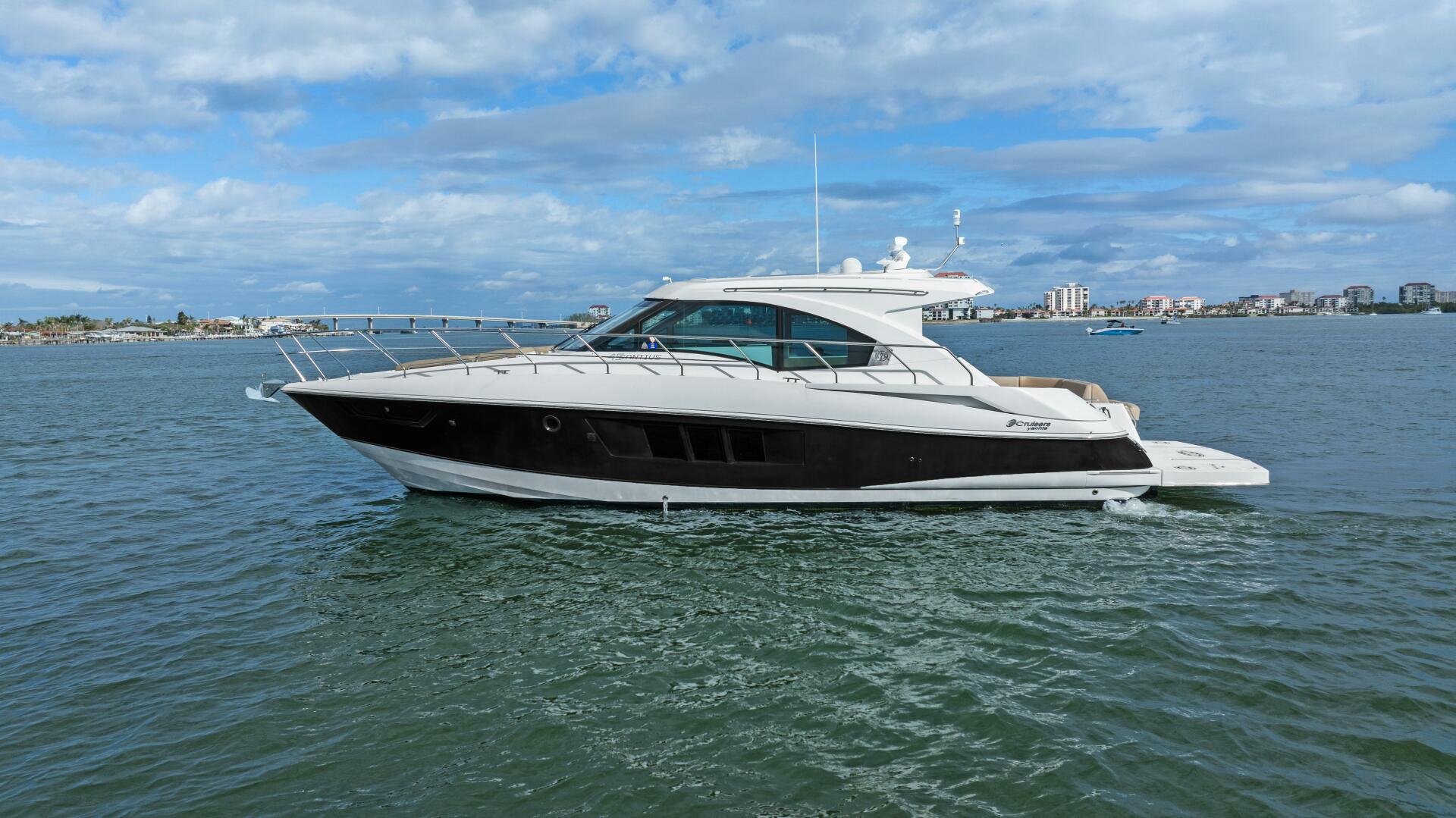 Slide: The Image of 2014 45 Cruisers Yachts Cantius - Best Times Too - 4871334