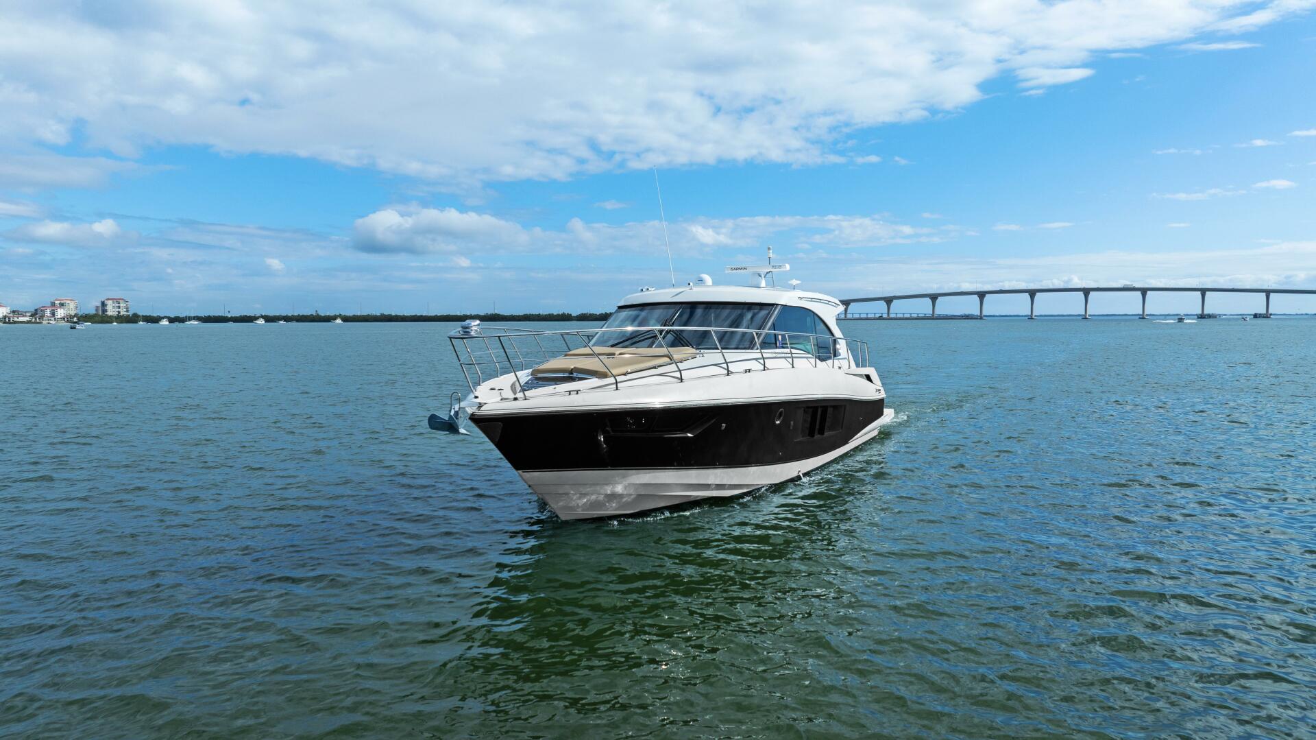 Slide: The Image of 2014 45 Cruisers Yachts Cantius - Best Times Too - 4871338