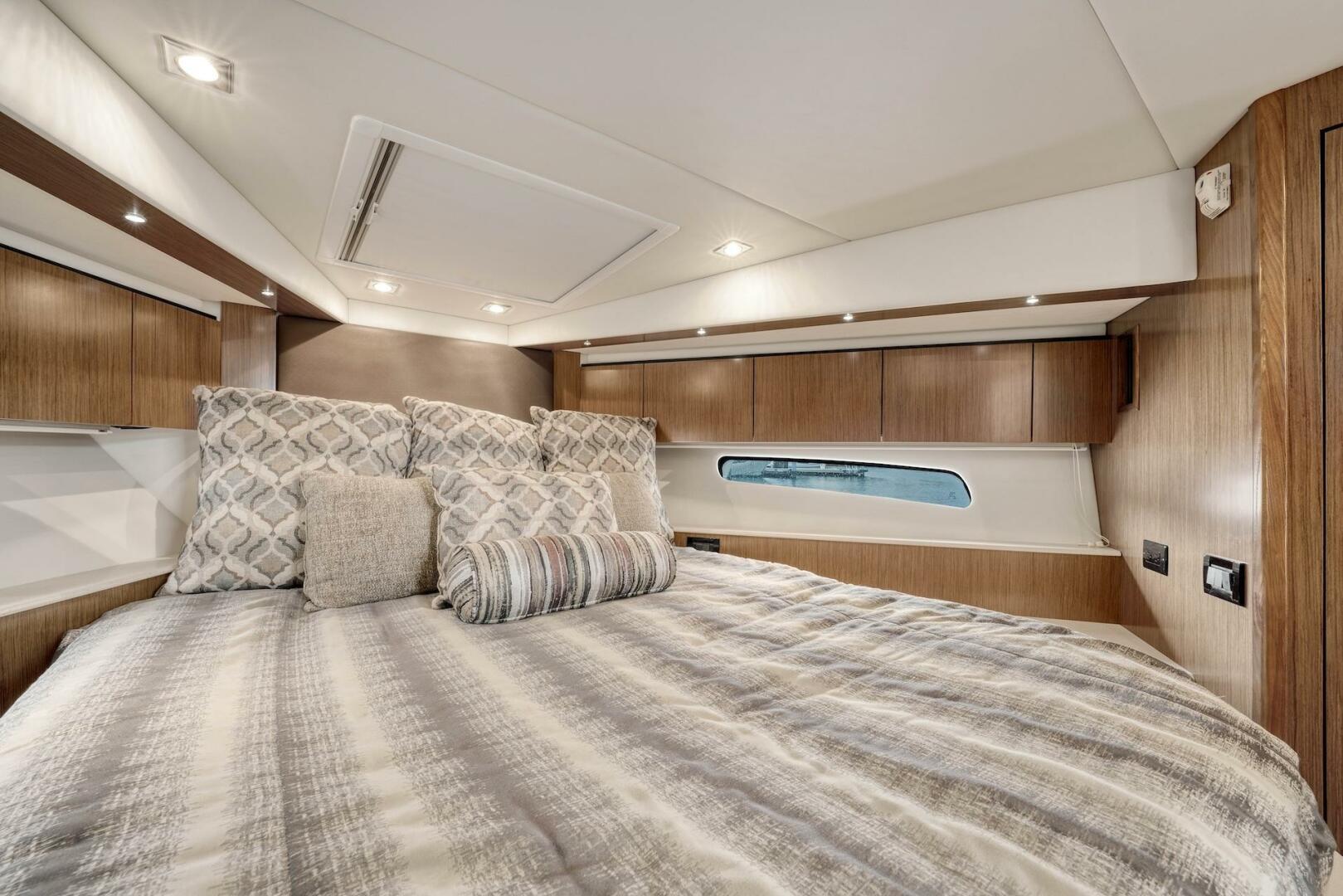 Slide: The Image of 2015 Cruisers Yachts 48 Cantius - VIP Stateroom - 5117004