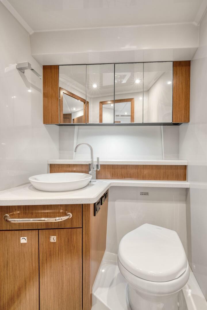 Slide: The Image of 2015 Cruisers Yachts 48 Cantius - VIP Head - 5116994
