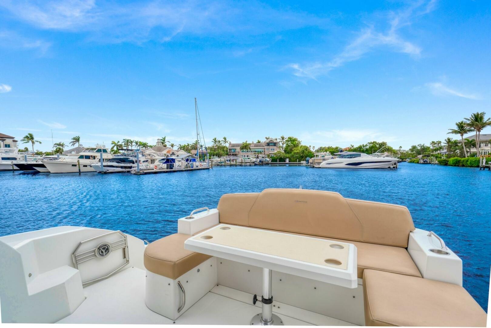 Slide: The Image of 2015 Cruisers Yachts 48 Cantius - Cockpit Lounge Seating - 5116978