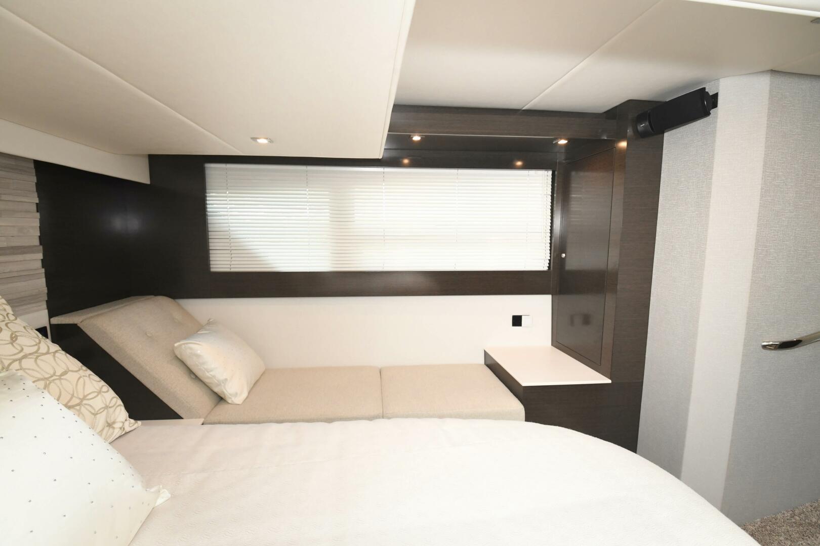 Slide: The Image of 2018 50 Cruisers Cantius - Grateful III - Master Stateroom - 20