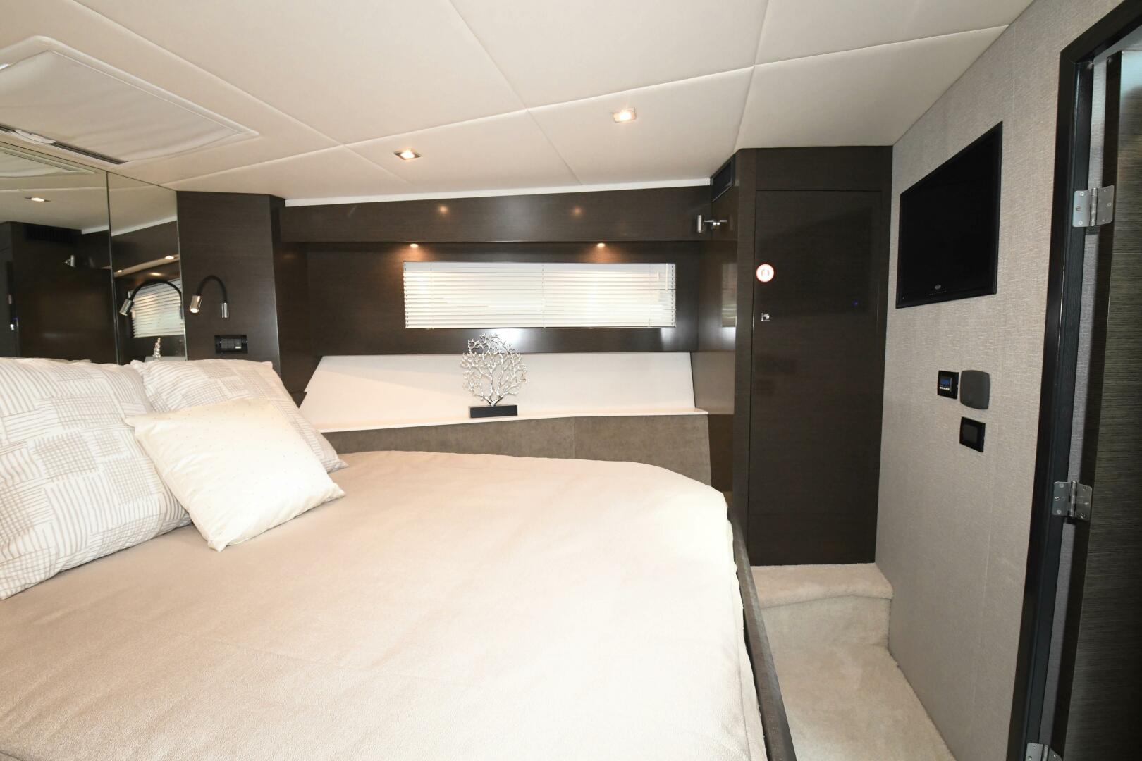 Slide: The Image of 2018 50 Cruisers Cantius - Grateful III - VIP Stateroom - 28