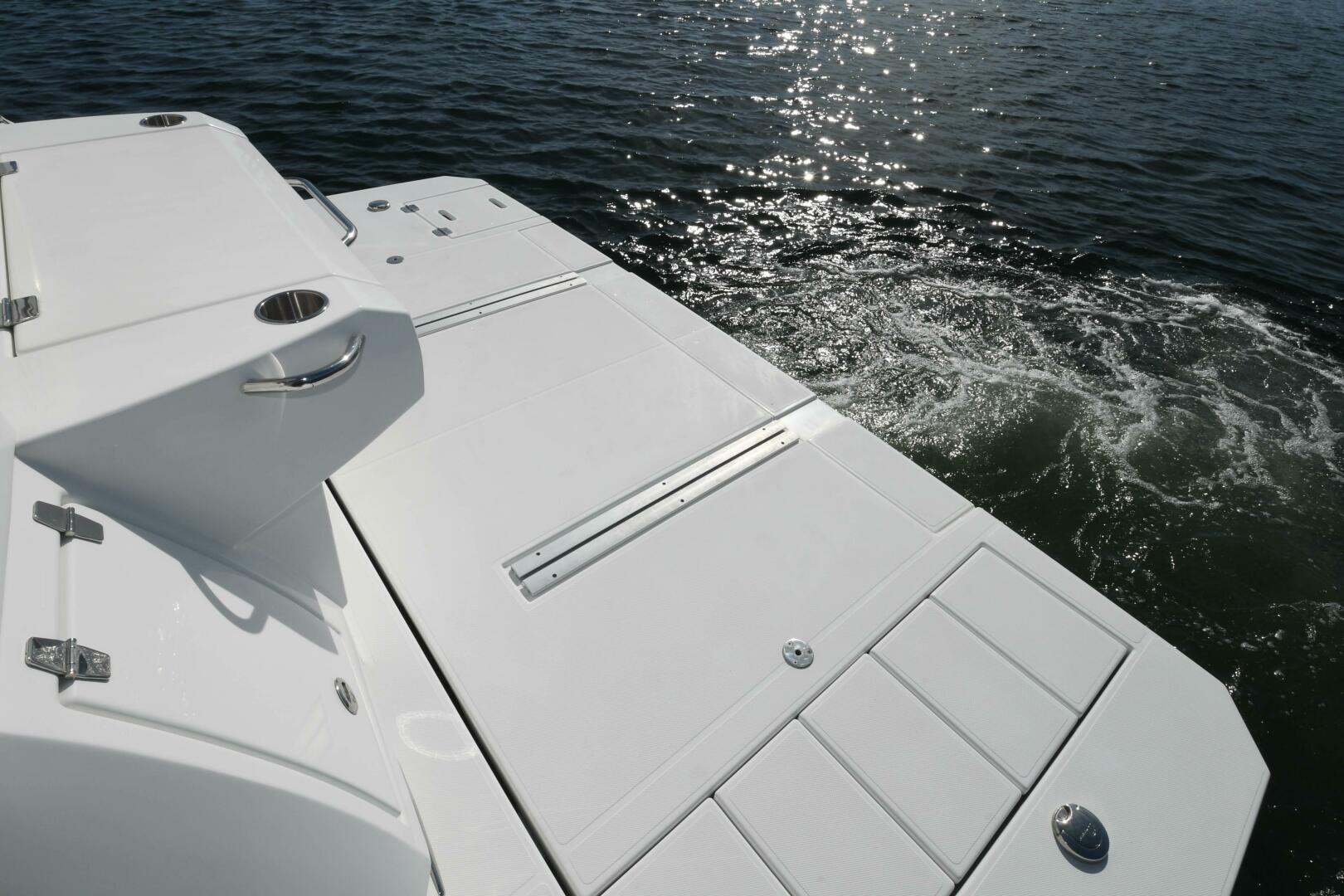 Slide: The Image of 2018 50 Cruisers Cantius - Grateful III - Hydraulic Swim Platform - 3