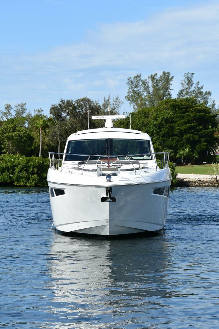 Slide: The Image of 2018 50 Cruisers Cantius - Grateful III - Bow Profile - 39