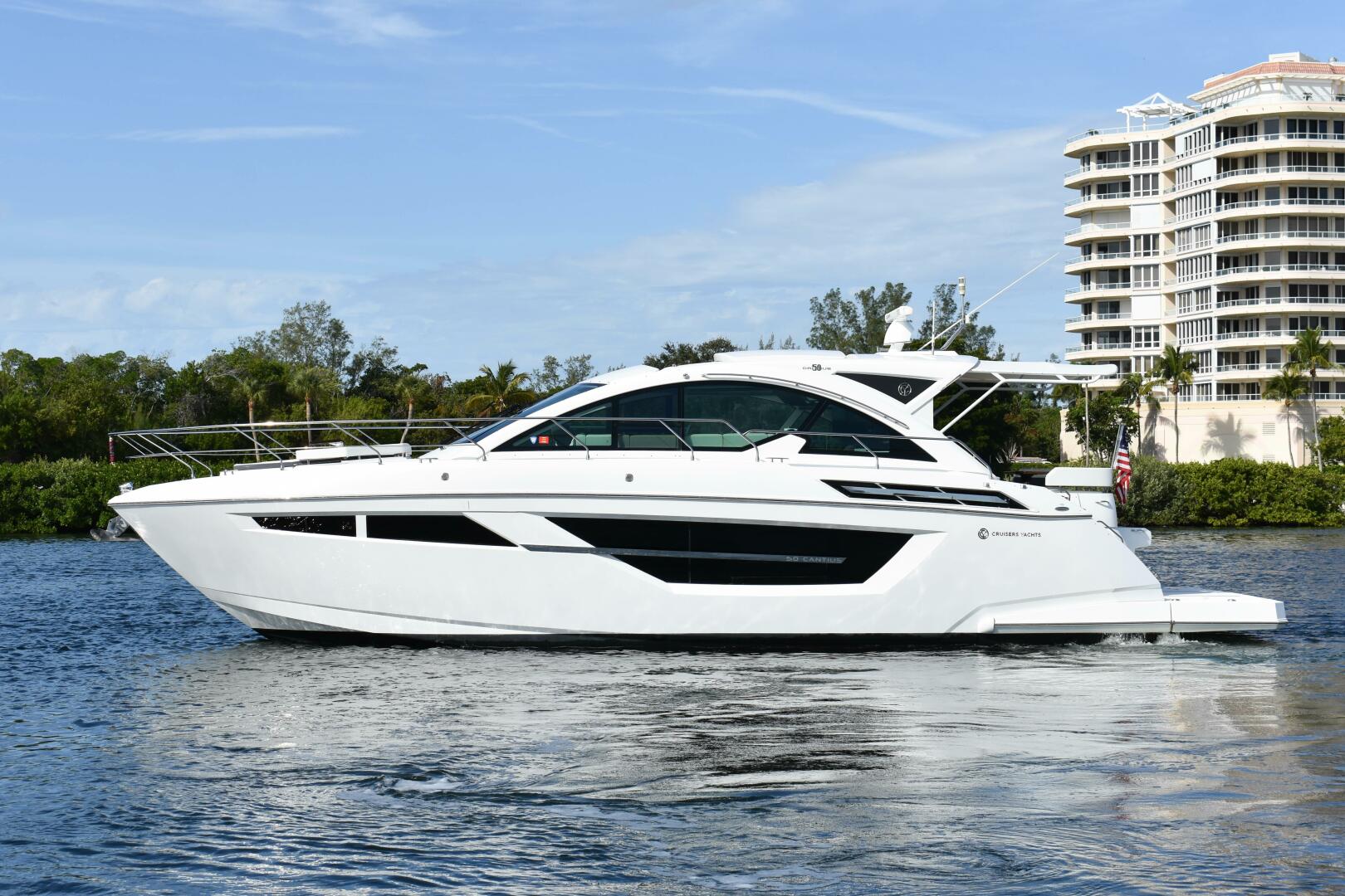 Slide: The Image of 2018 50 Cruisers Cantius - Grateful III - Port Profile - 40