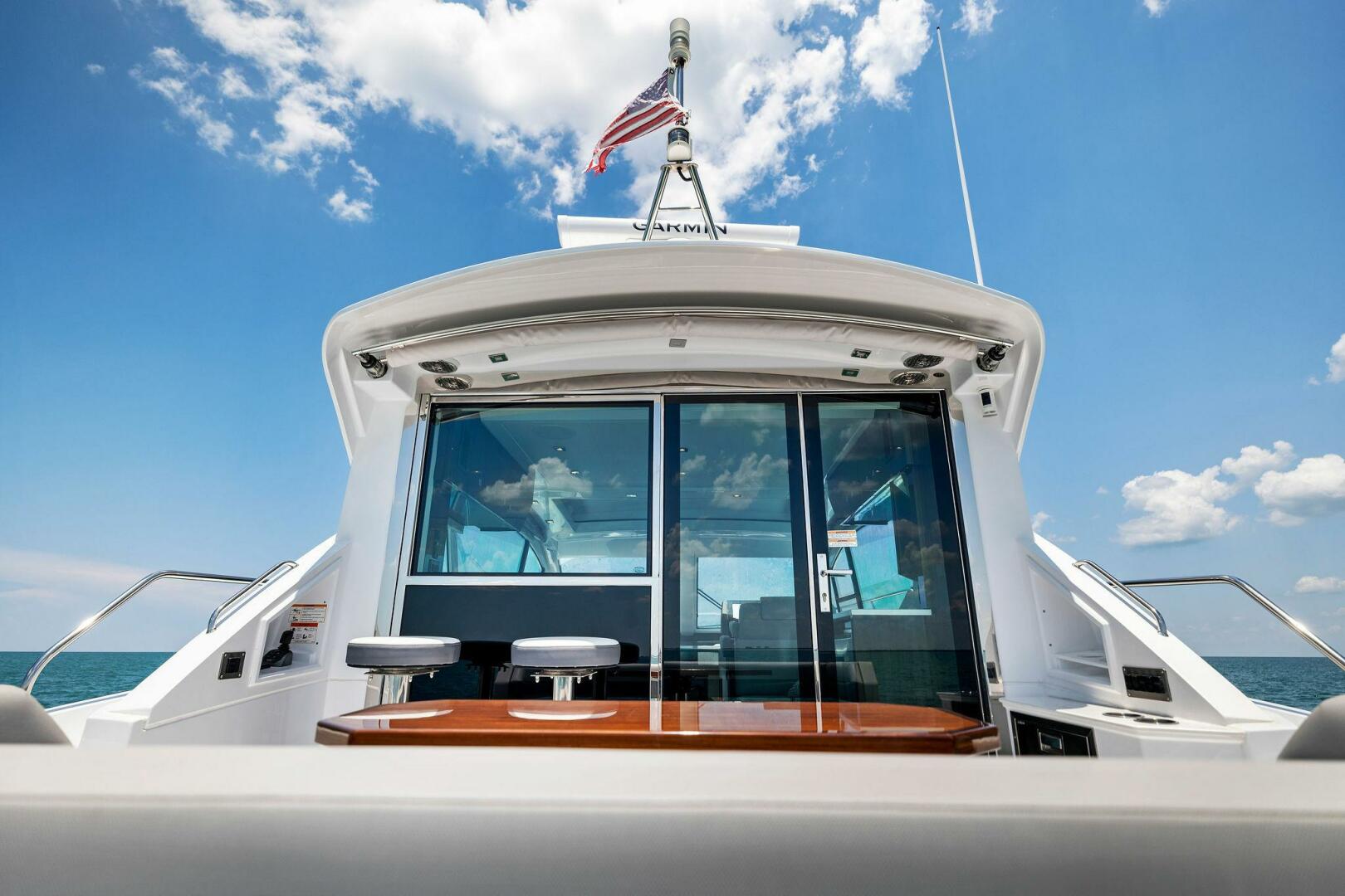 Slide: The Image of 2022 50 Cruisers Cantius - Mint 2 Bee - Cockpit - 4409727