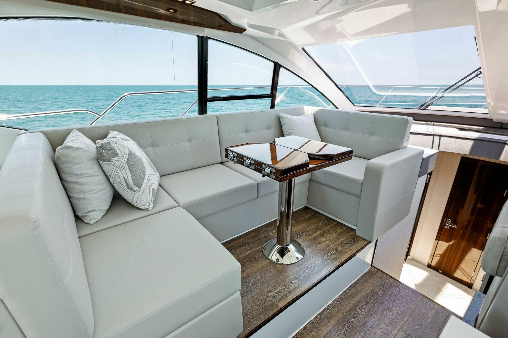Slide: The Image of 2022 50 Cruisers Cantius - Mint 2 Bee - Dinette - 4409799