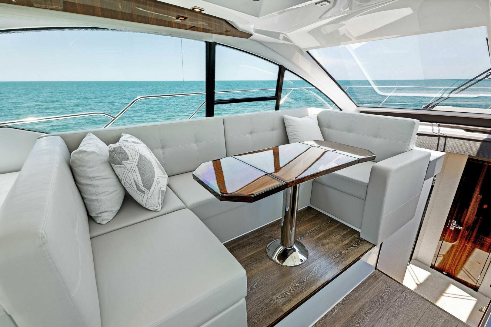 Slide: The Image of 2022 50 Cruisers Cantius - Mint 2 Bee - Dinette - 4409800