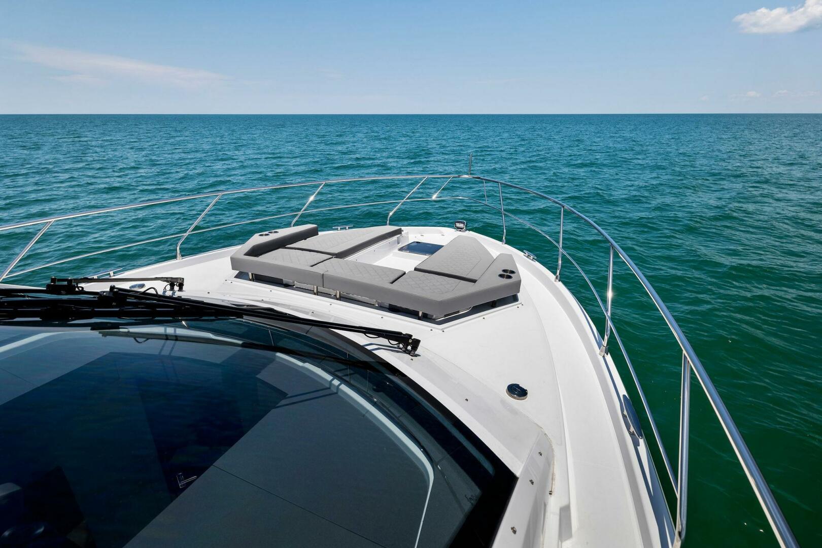 Slide: The Image of 2022 50 Cruisers Cantius - Mint 2 Bee - Bow - 4409913
