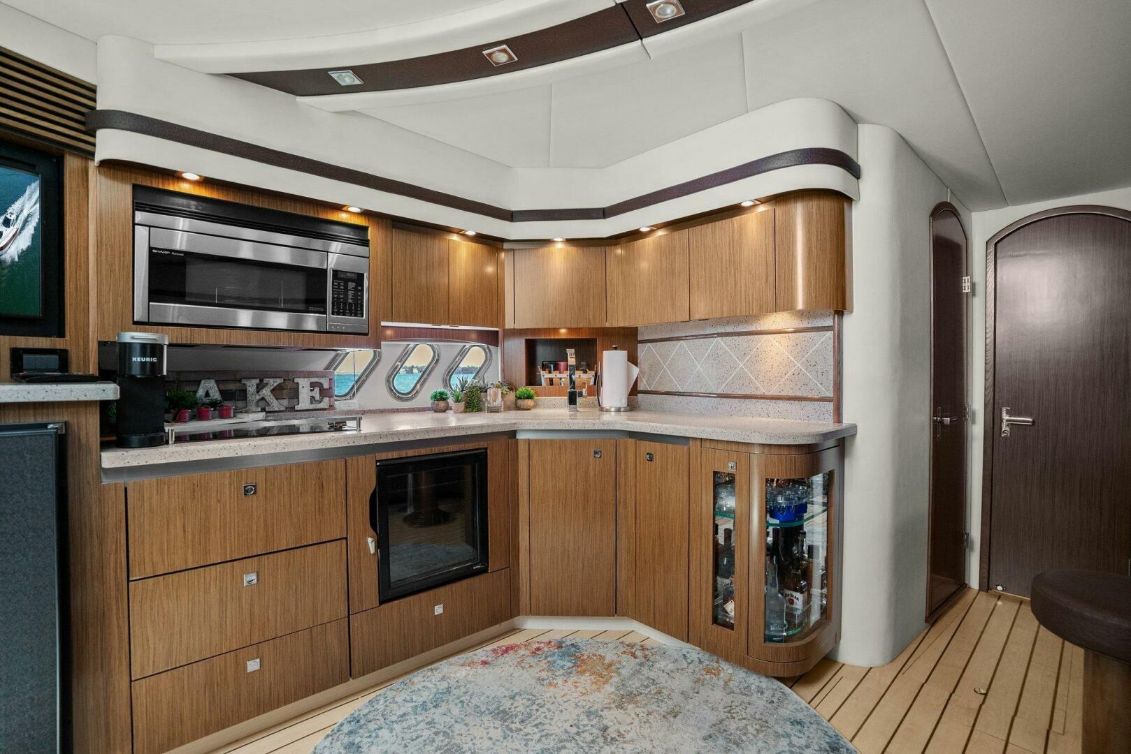 Slide: The Image of 2014 Cruisers Yachts 540 Sport Coupe - 5342415