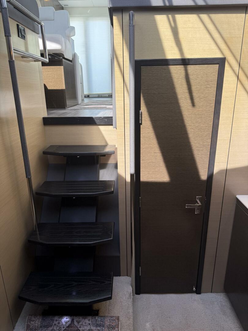 Slide: The Image of Private Master Entrance - 27