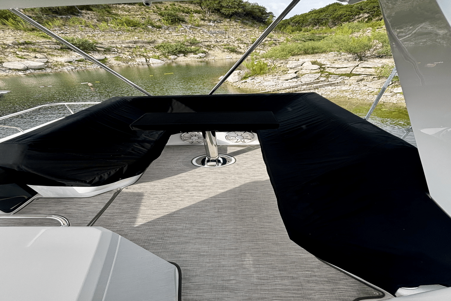 Slide: The Image of Cruisers 60 FLY 2020 - 30