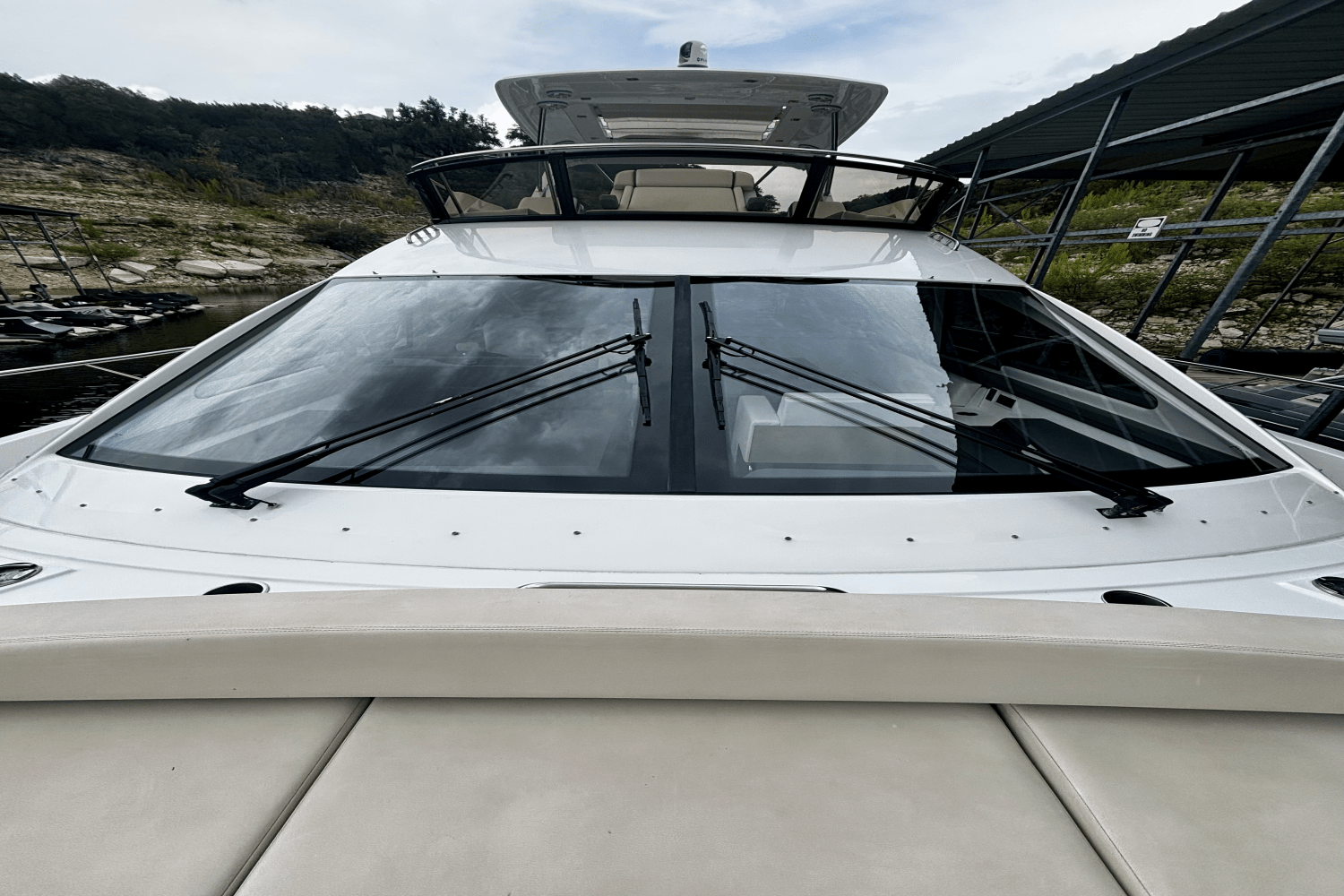 Slide: The Image of Cruisers 60 FLY 2020 - 33