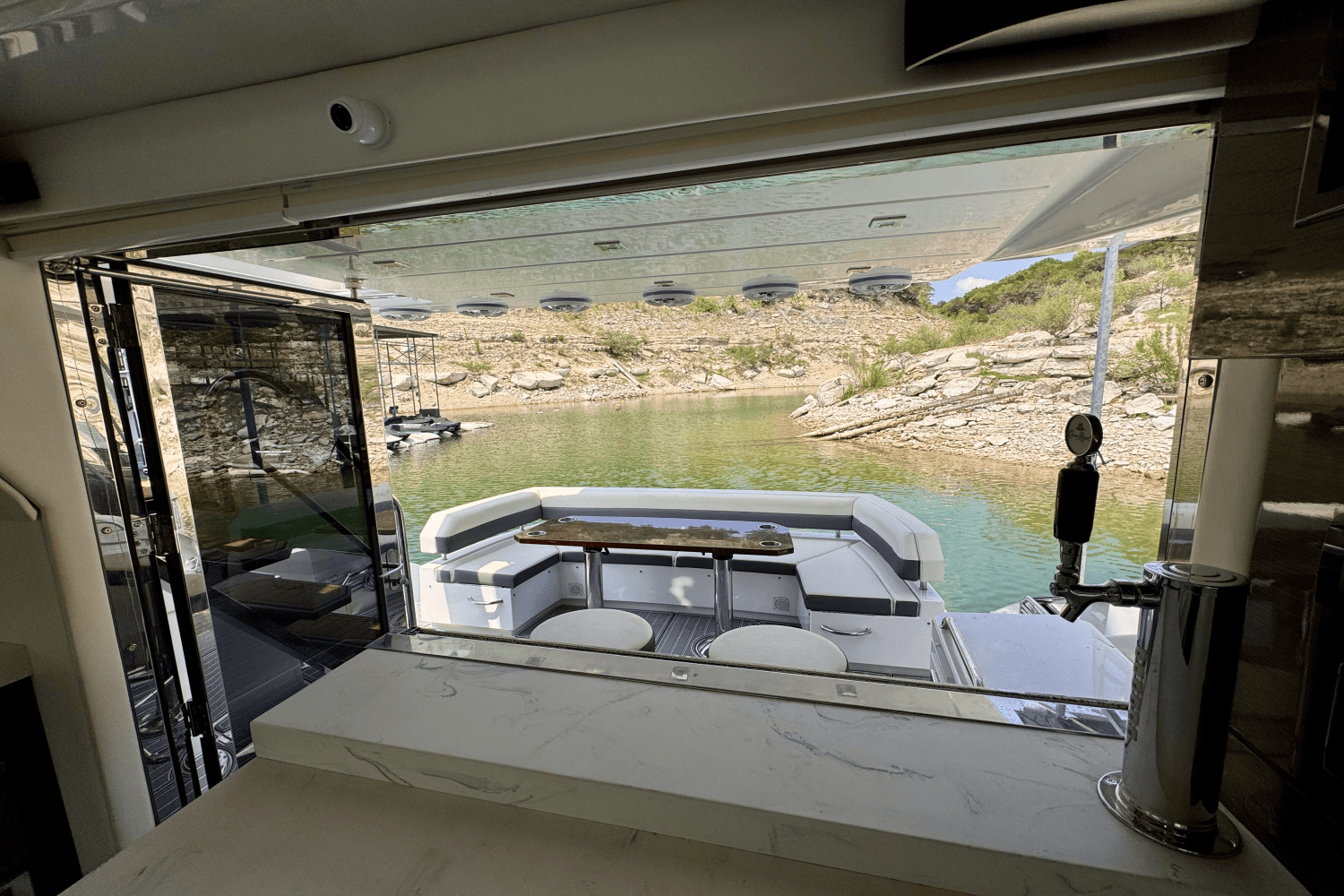 Slide: The Image of Cruisers 60 FLY 2020 - 43