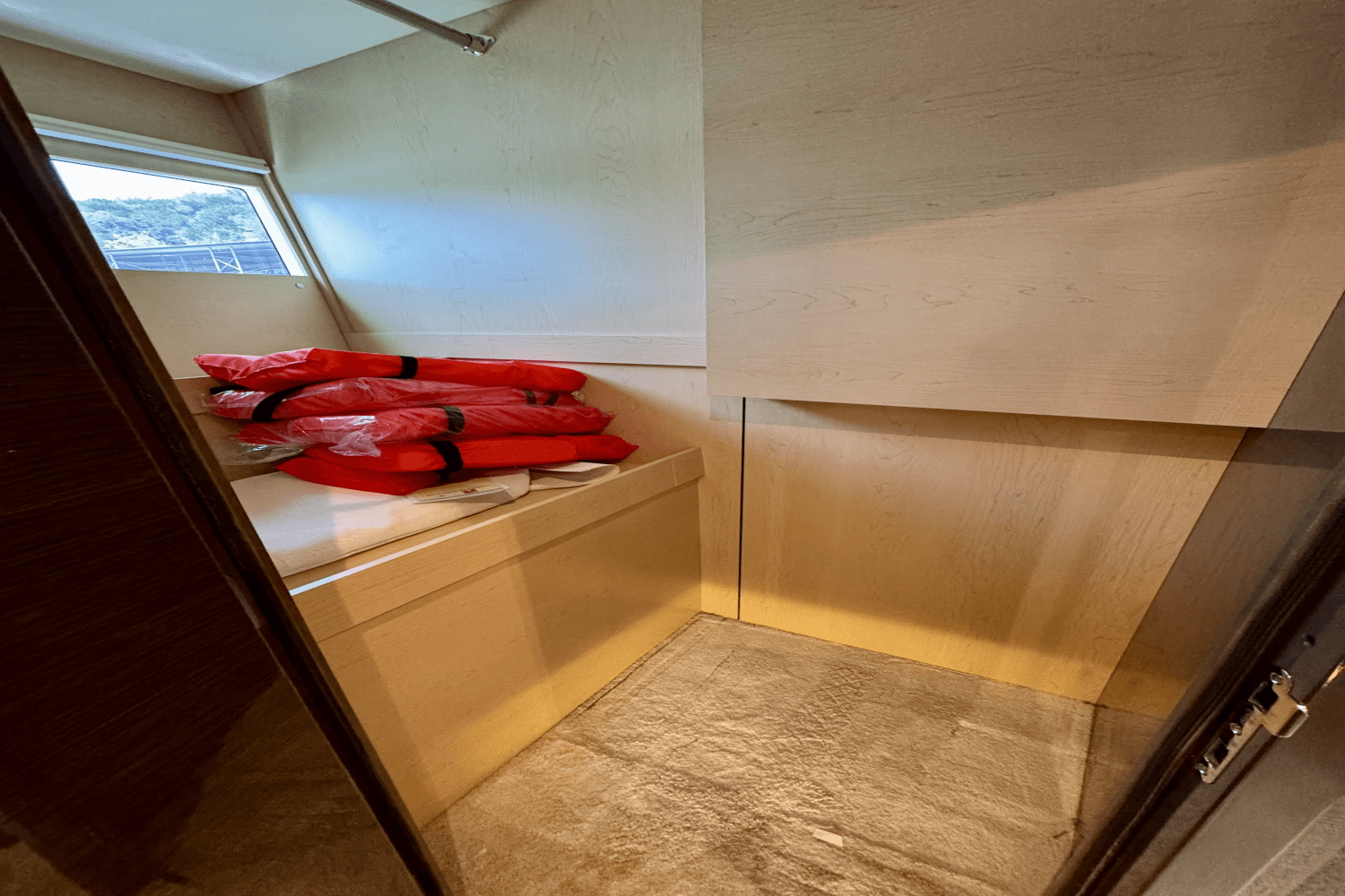 Slide: The Image of Cruisers 60 FLY 2020 - 60