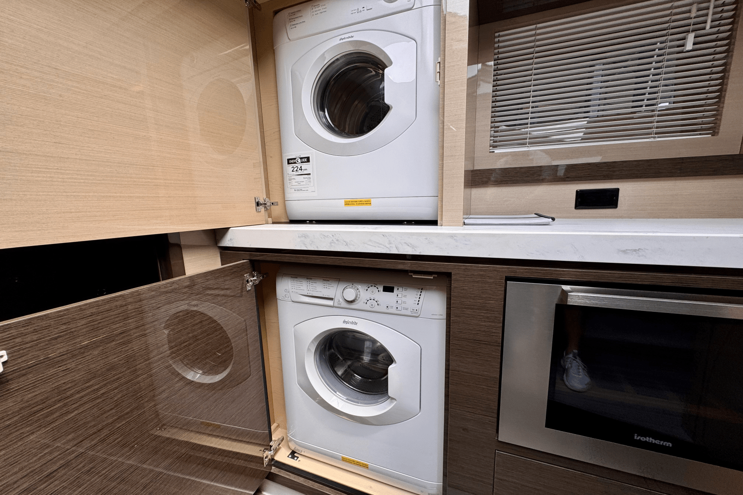 Slide: The Image of Cruisers 60 FLY 2020 - 70