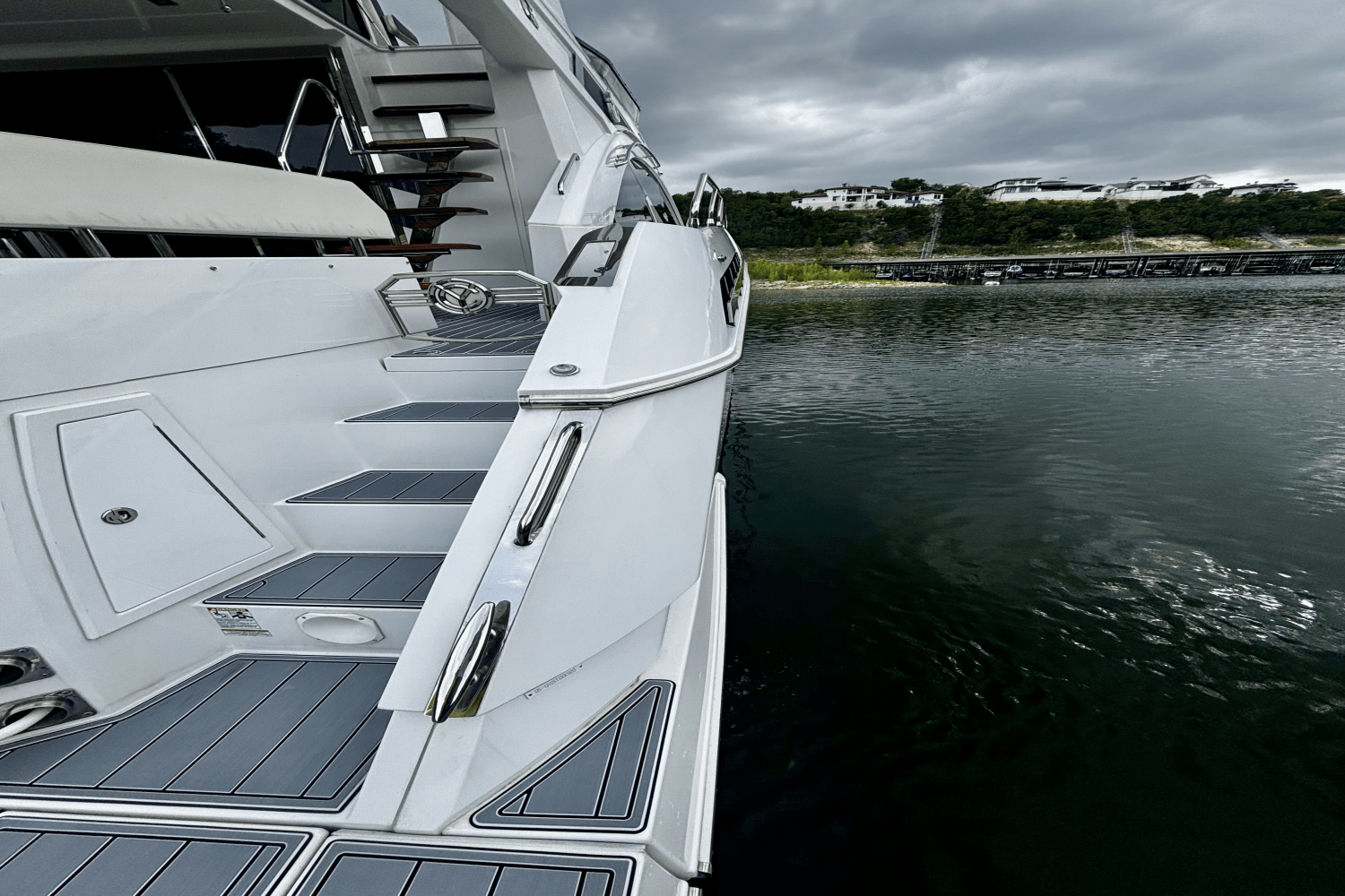 Slide: The Image of Cruisers 60 FLY 2020 - 9