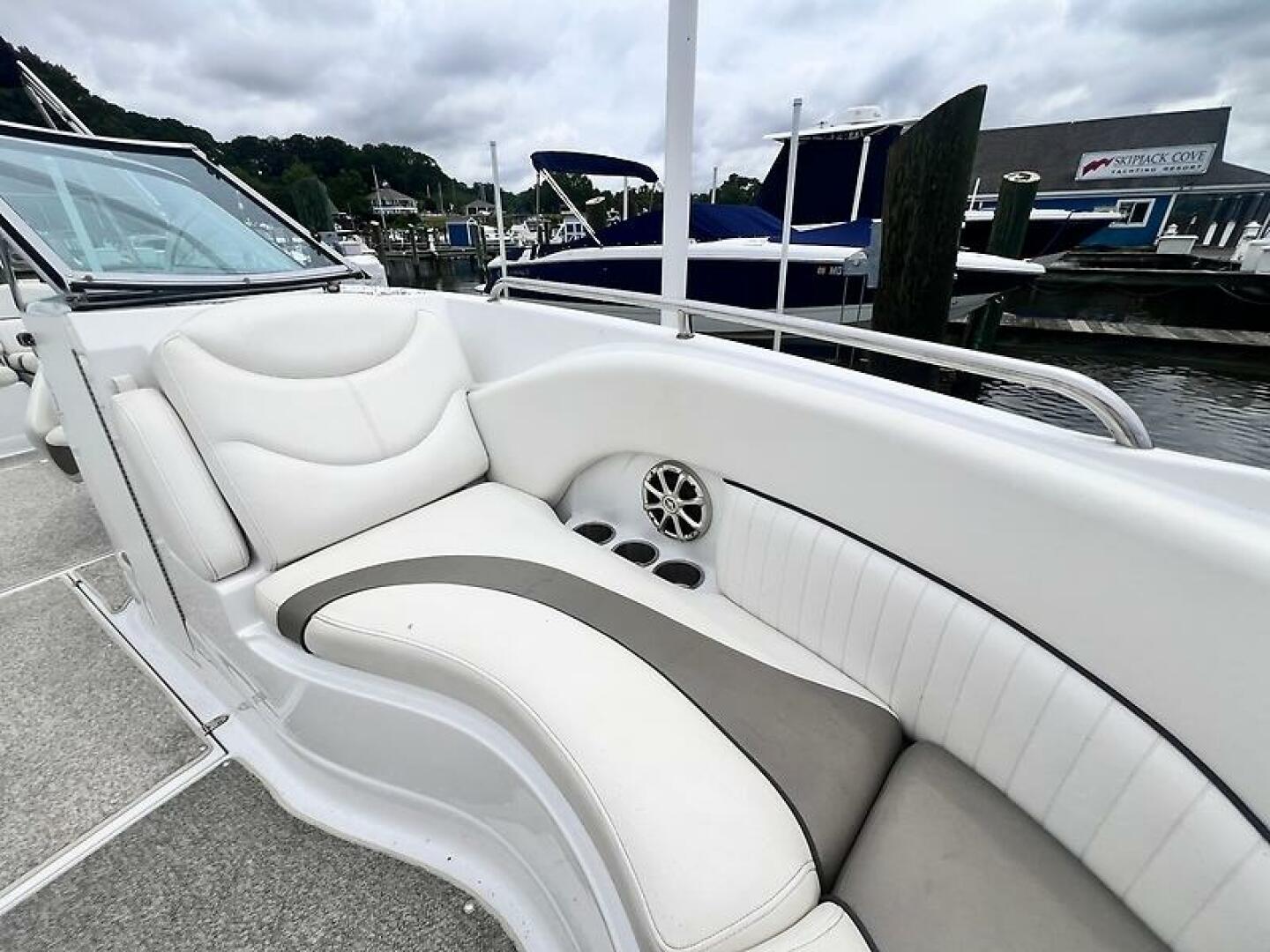 Slide: The Image of 0005243904 - 5444308