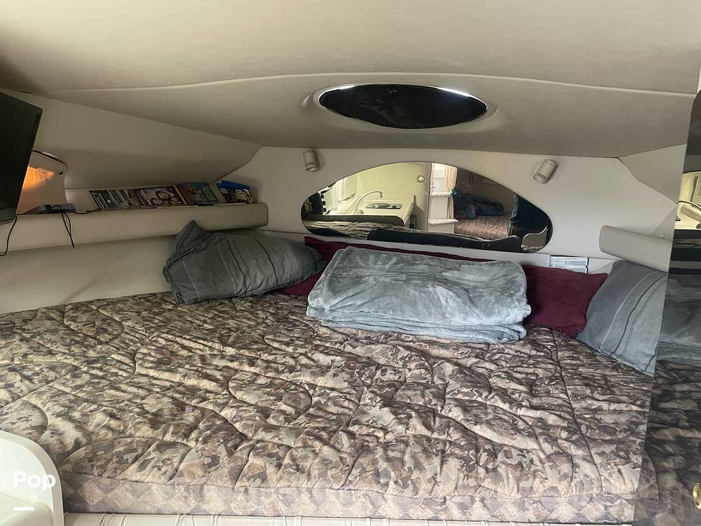 Slide: The Image of Cruisers Yachts 3075 Rogue 1998 - 15754148