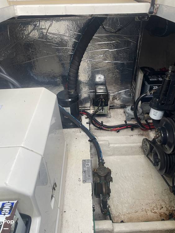 Slide: The Image of Cruisers Yachts 3075 Rogue 1998 - 15754154