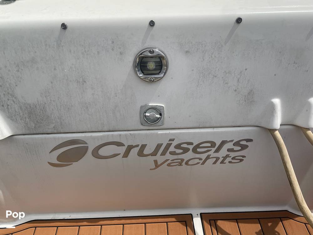 Slide: The Image of Cruisers Yachts 3075 Rogue 1998 - 15754158
