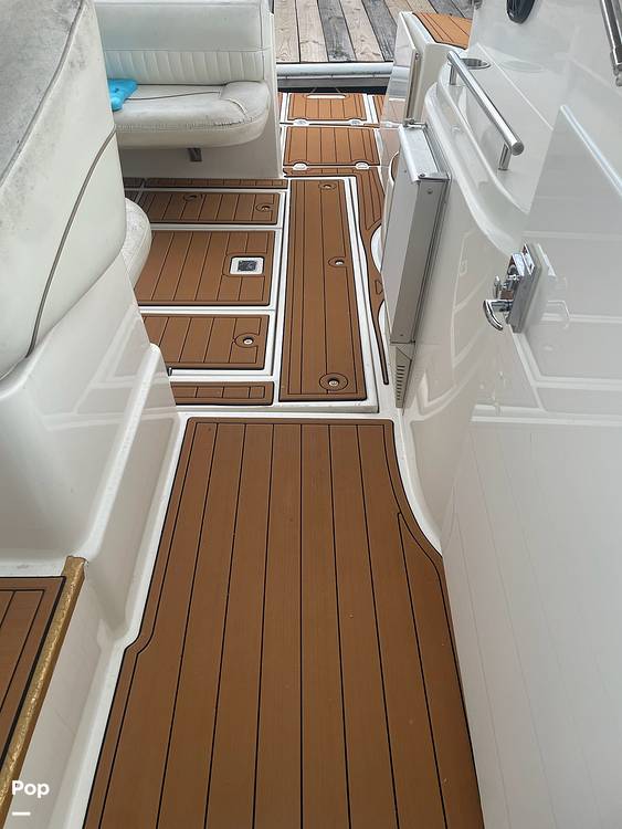 Slide: The Image of Cruisers Yachts 3075 Rogue 1998 - 15754173